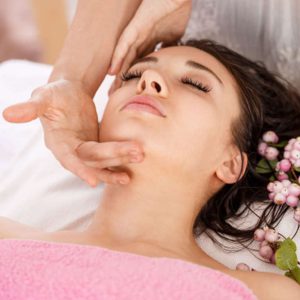 holistic harmony reiki facial package 768